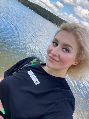 Ева Кудрявая Блондинка фото 8